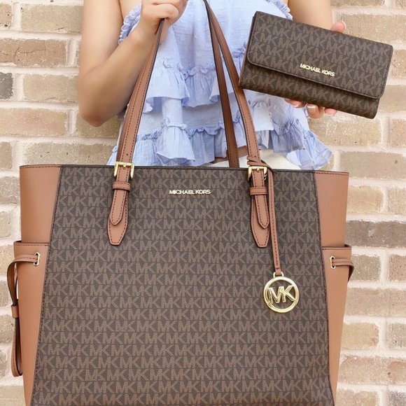Michael Kors Handbags - Bundle💕NWT Michael Kors Large Tote+ Wallet